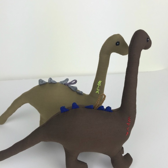 Pair of handmade dinosaurs 🦕 - Picture 7 of 7